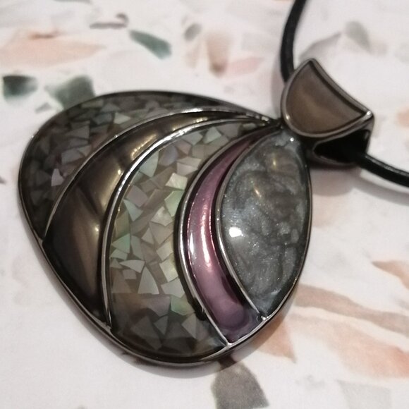 Lia Sophia "Seaside" Statement Necklace, Genuine Mother-of-Pearl - Picture 1 of 10